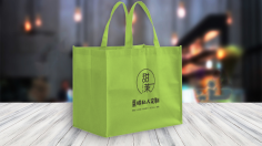 Quels sont les avantages des fabricants de sacs non tissés respectueux de l'environnement?
