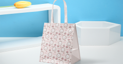De quel matériau sont généralement fabriqués les sacs à provisions des supermarchés?